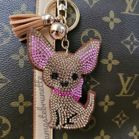 Chihuahua Dog Crystal Rhinestone Keychain Bag Charm With Tan Tassel - Picture 1 of 17